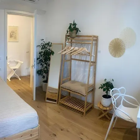 Keizna Guest house *