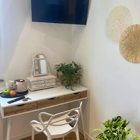 Keizna Guest house Cesena