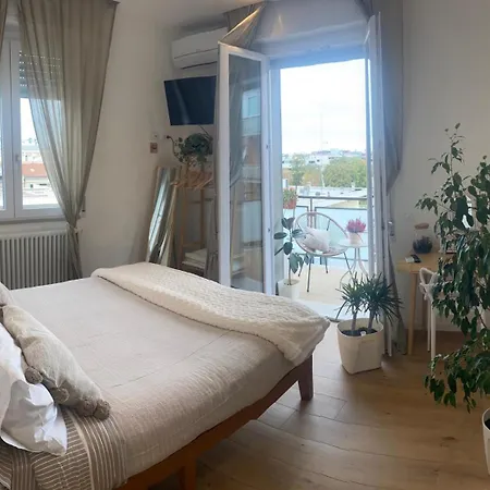 Keizna Guest house